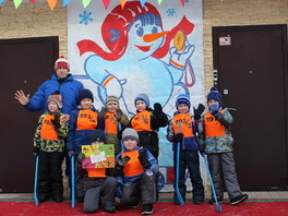 Победители хоккея на валенках — воспитанники детского сада №193